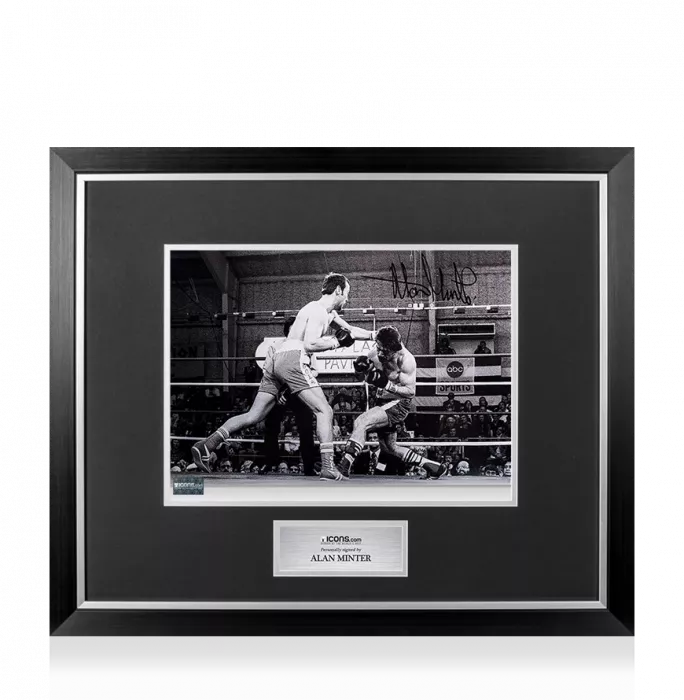 Alan Minter Signed Photo In Premium Photo Frame