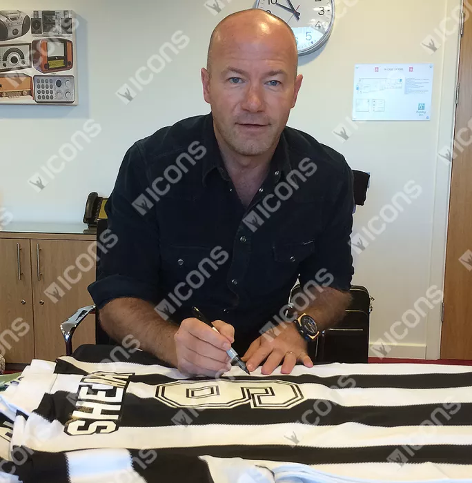 Alan Shearer Back Signed Newcastle United Retro Home Shirt