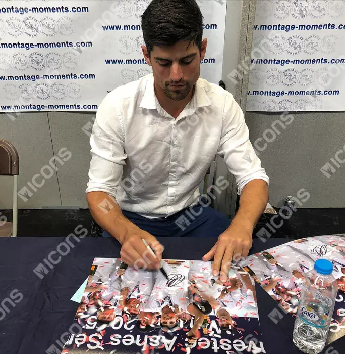 Alastair Cook Signed England Cricket Photo: 2015 Ashes Winner