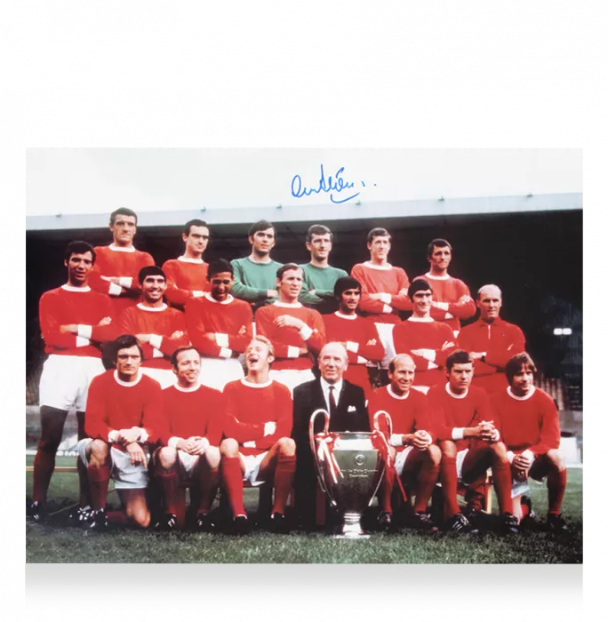 Alex Stepney Signed Manchester United Team Print In Black Wooden Frame