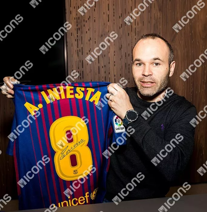 Andres Iniesta Back Signed FC Barcelona 2017-18 Home Shirt In Classic Frame