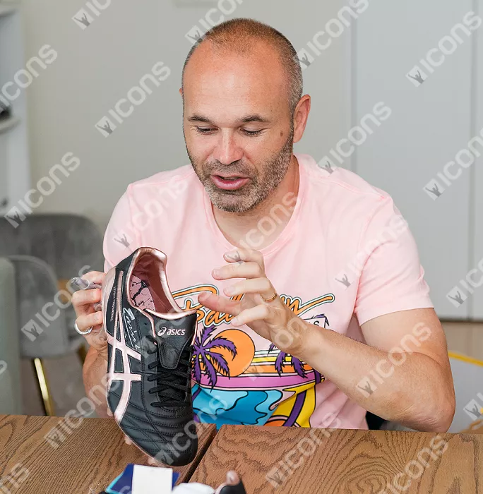 Andres Iniesta Signed Black Asics Lethal Boot In Acrylic Case