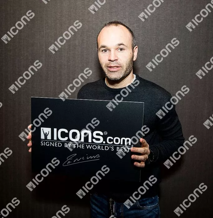 Andres Iniesta Signed FC Barcelona Shirt Print In Black Wooden Frame: Limited Edition 'Iniesta 8'