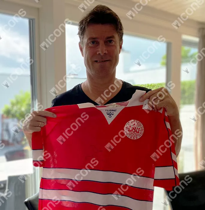 Brian Laudrup Front Signed Denmark 1988-90 Home Shirt In Classic Frame