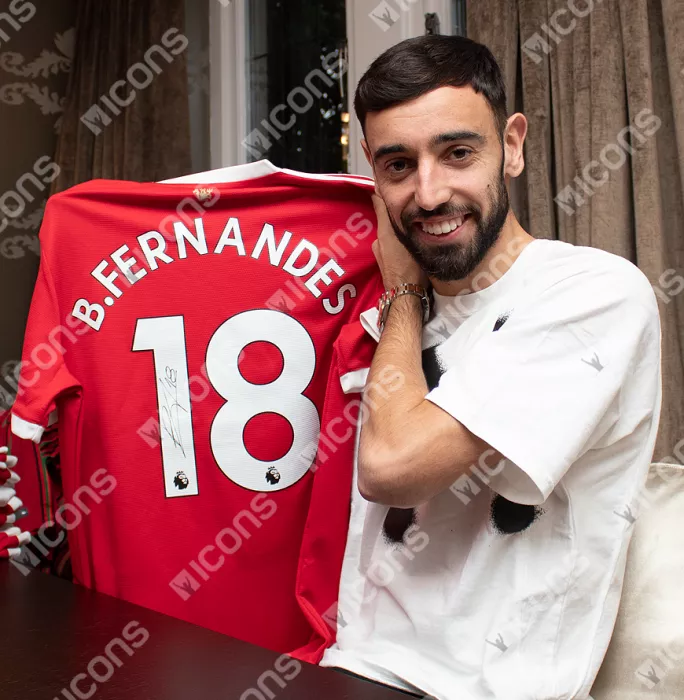 Bruno Fernandes Back Signed Manchester United 2021-22 Home Shirt In Hero Frame: Option 1