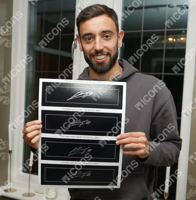 Bruno Fernandes Signed Plaque And Photo Frame: Manchester United Star