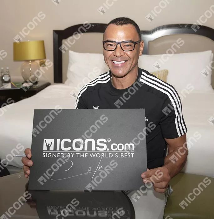 Cafu Front Signed Brazil 2002 Home Shirt - "FIFA World Cup Winner" Inscription In Hero Frame: Option 1