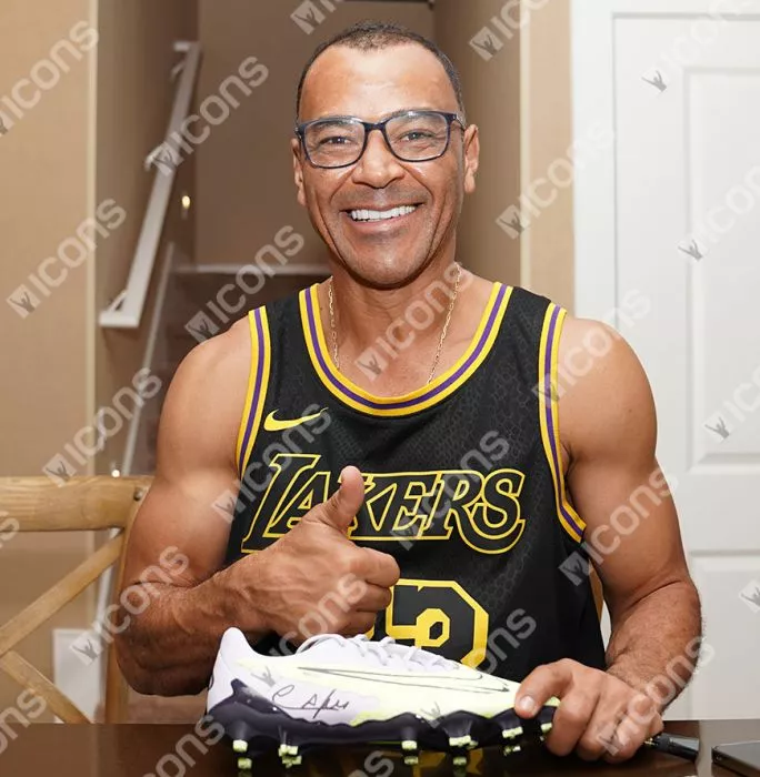 Cafu Signed Silver Nike Phantom GX Academy Boot In Bubble Frame: Option 1