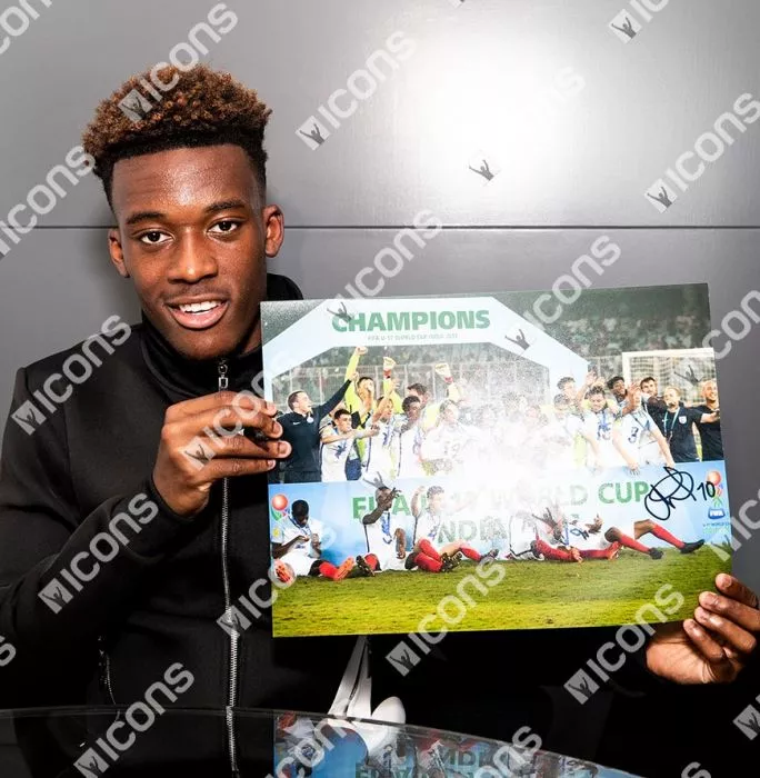 Callum Hudson-Odoi Signed England Photo In Black Wooden Frame: FIFA U17 World Cup 2017 Winner