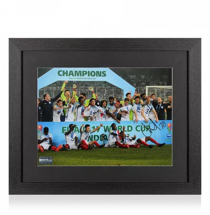 Callum Hudson-Odoi Signed England Photo In Black Wooden Frame: FIFA U17 World Cup 2017 Winner