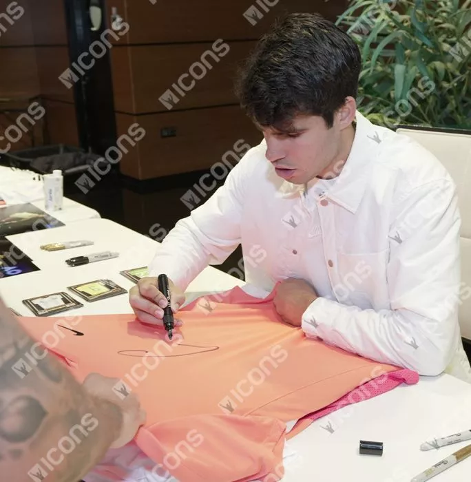 Carlos Alcaraz Signed Nike Dri-Fit Court Victory Tennis T-Shirt In Classic Frame