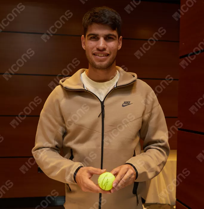 Carlos Alcaraz Signed Slazenger Wimbledon Tennis Ball In Acrylic Case