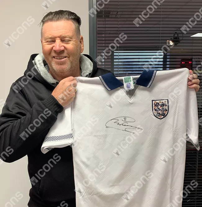 Chris Waddle Front Signed England 1990 Home Shirt Home Shirt In Hero Frame: Option 1