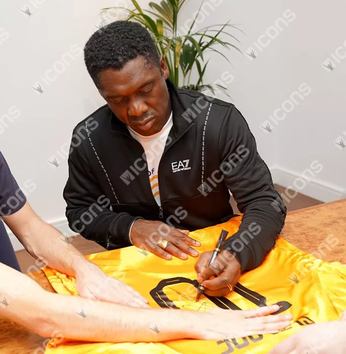 Clarence Seedorf Back Signed Modern Netherlands Home Shirt In Hero Frame: Option 1