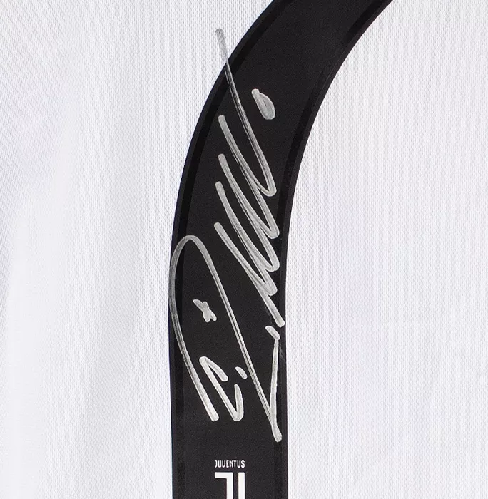 Cristiano Ronaldo Back Signed Juventus 2018-19 Home Shirt In Classic Frame