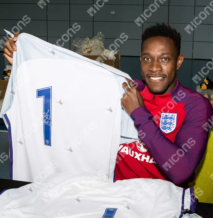 Danny Welbeck Back Signed England 2016-17 Home Shirt: Number 11
