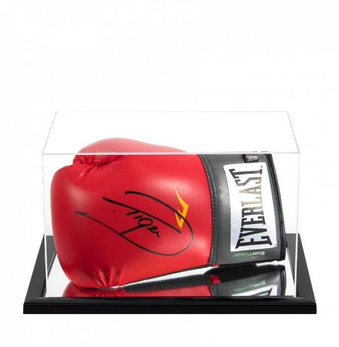 Dariusz Michalczewski Signed Red Everlast Boxing Glove In Acrylic Case: "Tiger" Signature Edition