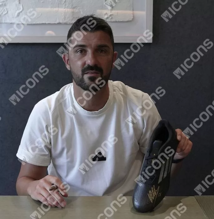 David Villa Signed Adidas F50 Boot In Bubble Frame: Option 1