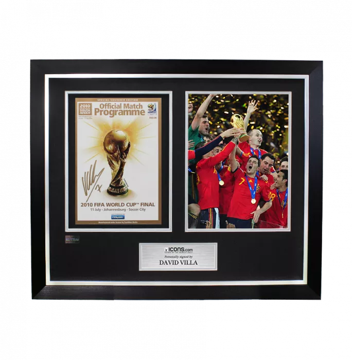 David Villa Signed and Framed Programme: 2010 FIFA World Cup Final