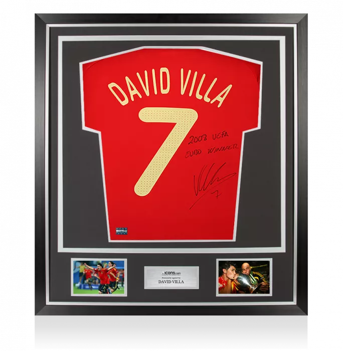 David Villa Signed Spain 2009 Home Shirt Inscription - "2008 UEFA EURO Winner" In Classic Frame