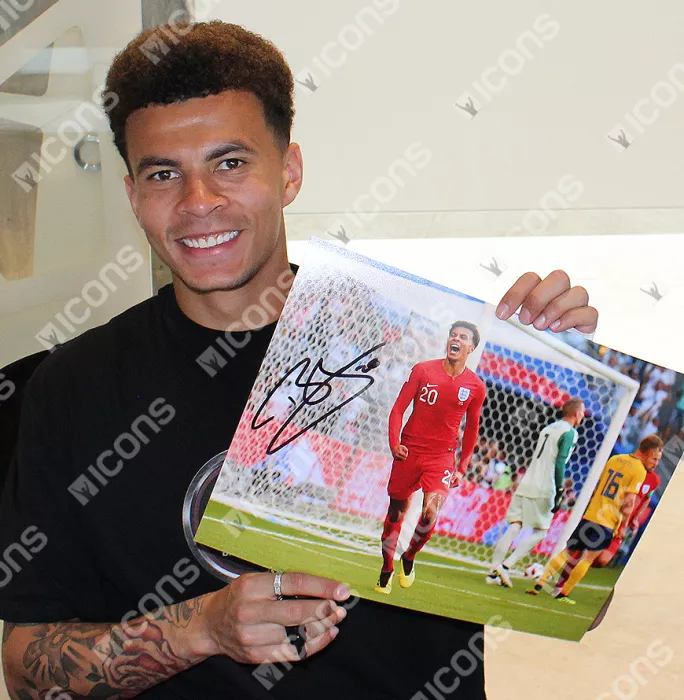 Dele Alli Signed England Photo In Premium Photo Frame: 2018 FIFA World Cup Quarter-Final Goal Vs Sweden
