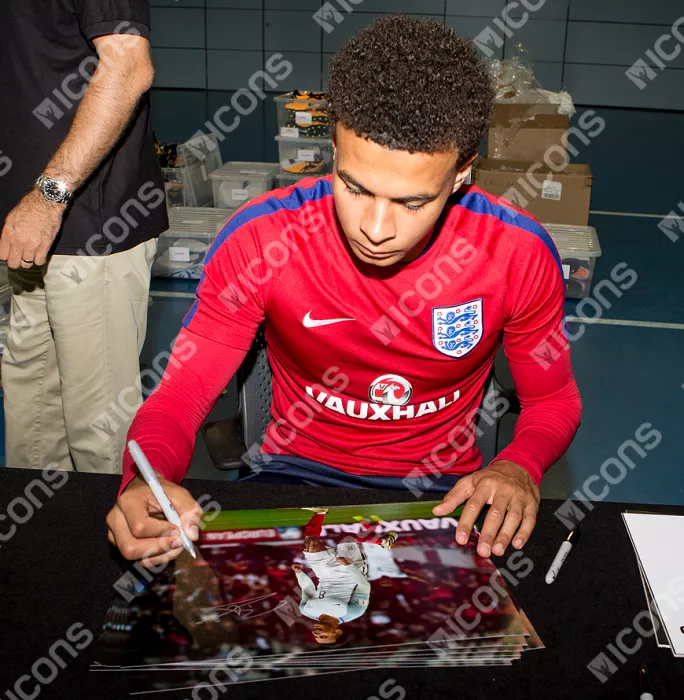 Dele Alli Signed Landscape England Photo In Premium Photo Frame: Goal Vs Malta