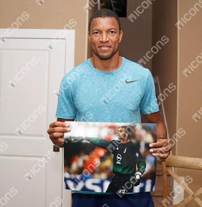 Dida Signed AC Milan Photo In Black Wooden Frame