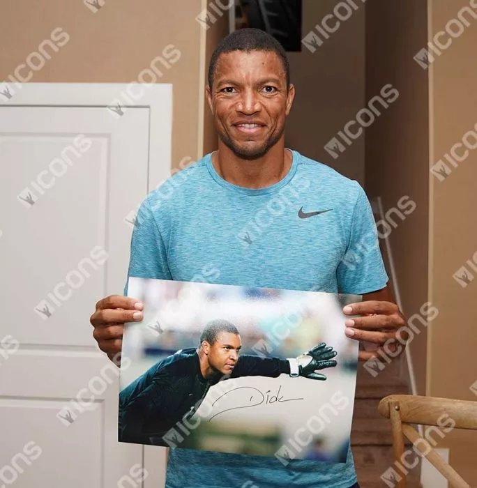 Dida Signed Brazil Photo In Premium Photo Frame