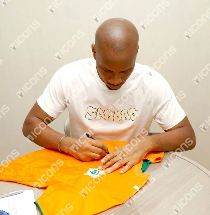 Didier Drogba Front Signed Ivory Coast 2006-07 Home Shirt In Hero Frame: Option 1