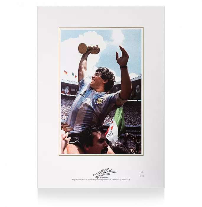 Diego Maradona Signed Argentina Photo: 1986 FIFA World Cup Winner