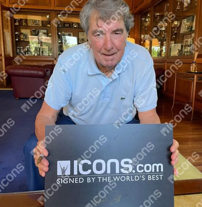 Dino Zoff Front Signed Retro Juventus Home Shirt In Classic Frame