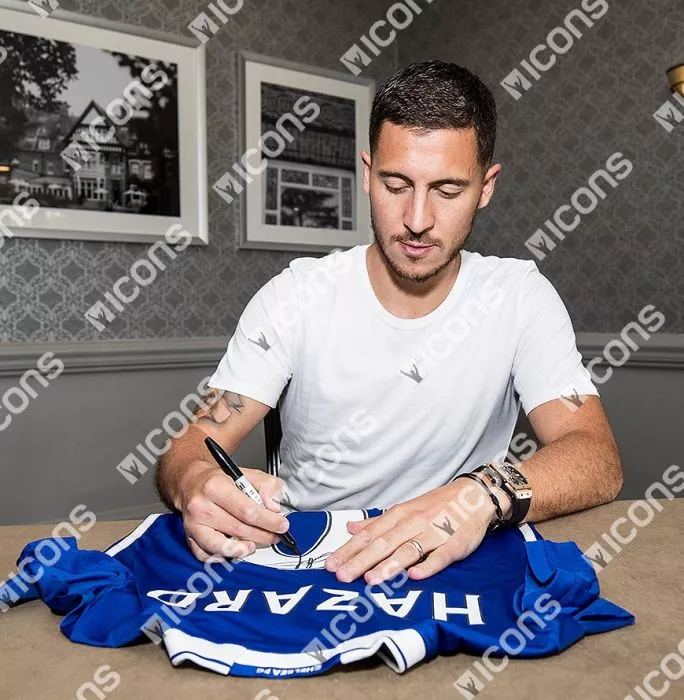 Eden Hazard Back Signed Chelsea 2016-17 Home Shirt In Classic Frame