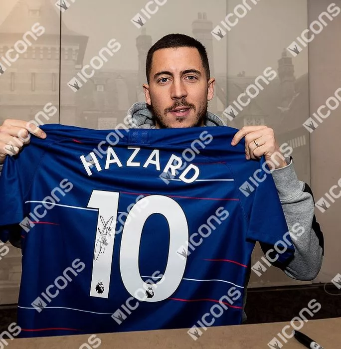 Eden Hazard Back Signed Chelsea 2018-19 Home Shirt In Classic Frame
