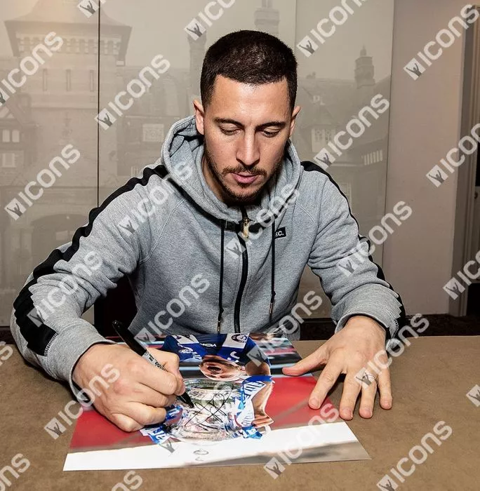 Eden Hazard Signed Chelsea Photo: 2018 FA Cup Winner