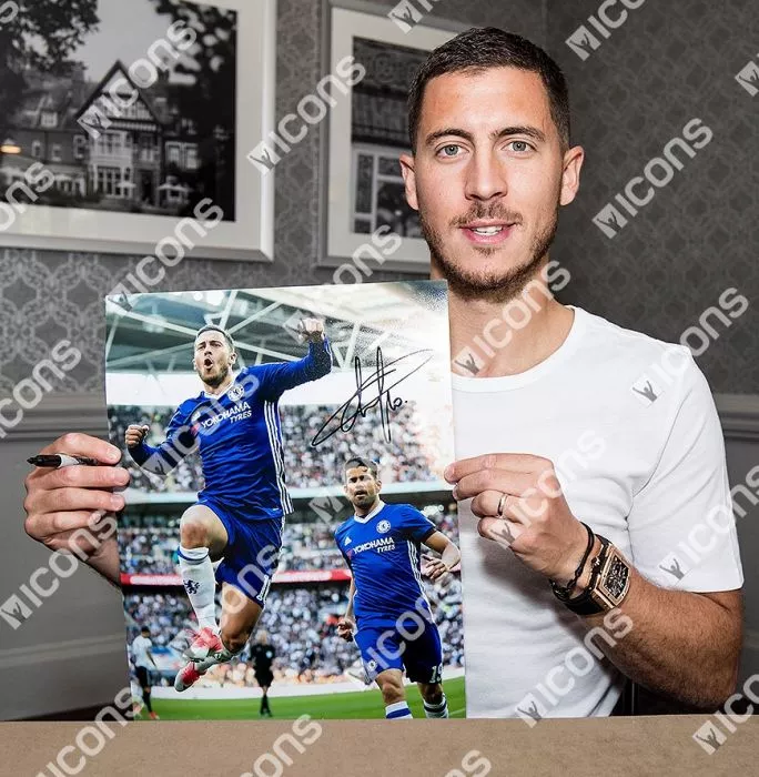 Eden Hazard Signed Chelsea Photo In Black Wooden Frame: Goal Vs Tottenham Hotspur