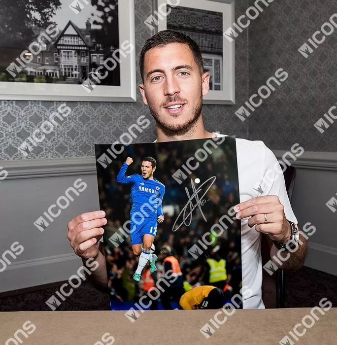 Eden Hazard Signed Chelsea Photo In Black Wooden Frame: Goal Vs Manchester United