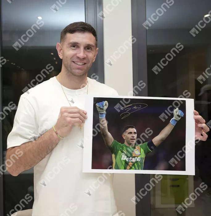 Emiliano Martinez Official UEFA Champions League Signed And Framed Aston Villa Photo: UEFA Champions League Celebration