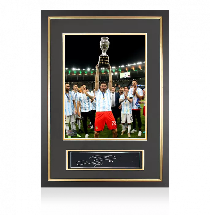 Emiliano Martinez Signed Plaque And Photo Frame: 2021 Copa América Winner