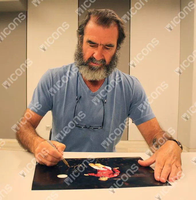 Eric Cantona Signed And Framed Manchester United Photo: Iconic Chip Goal Vs Sunderland