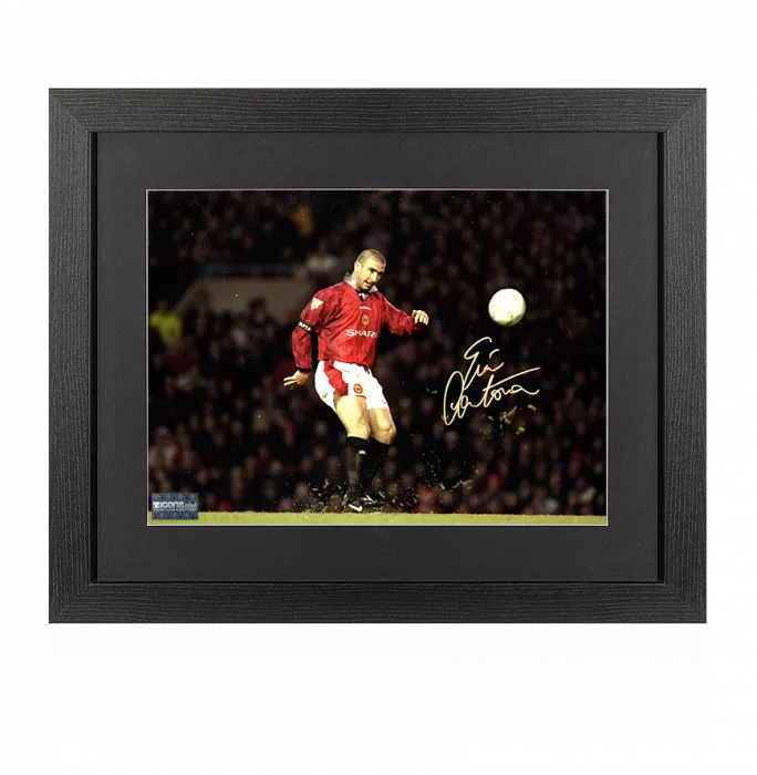 Eric Cantona Signed Manchester United Photo In Black Wooden Frame: Iconic Chip Goal vs Sunderland