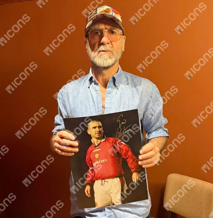 Eric Cantona Signed Manchester United Photo In Premium Photo Frame: The King