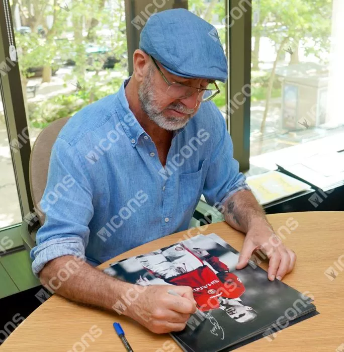 Eric Cantona Signed Manchester United Photo In Premium Photo Frame: The King