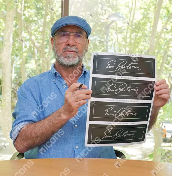 Eric Cantona Signed Plaque And Photo Frame: Manchester United Legend