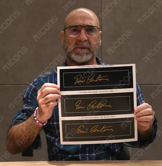 Eric Cantona Signed Plaque And Photo Frame: Manchester United Icon