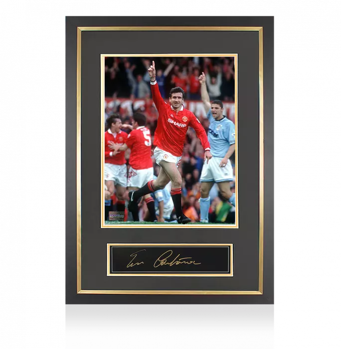 Eric Cantona Signed Plaque and Photo Frame: Manchester United Icon