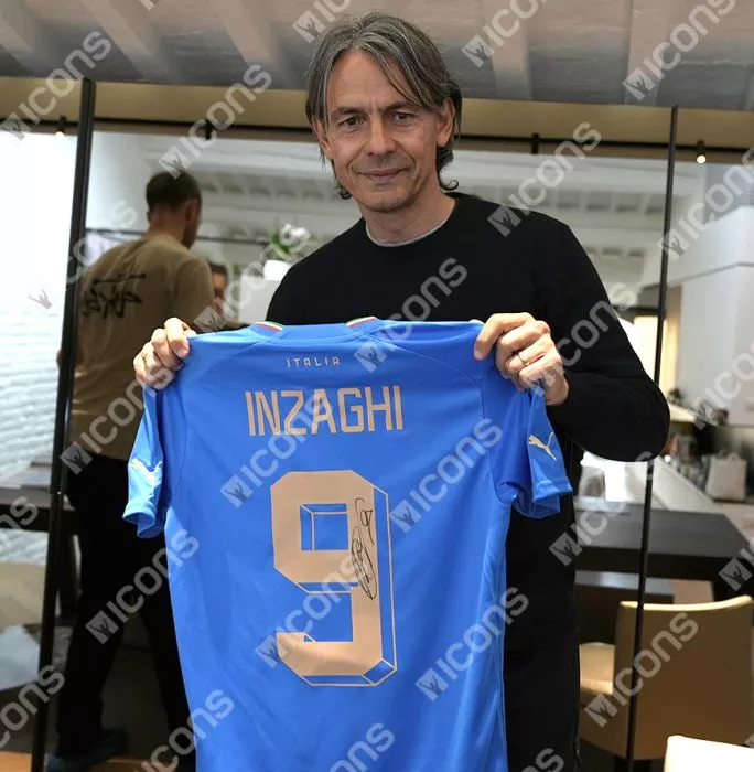 Filippo Inzaghi Back Signed Italy 2022-23 Home Shirt With Fan Style Number In Hero Frame: Option 1