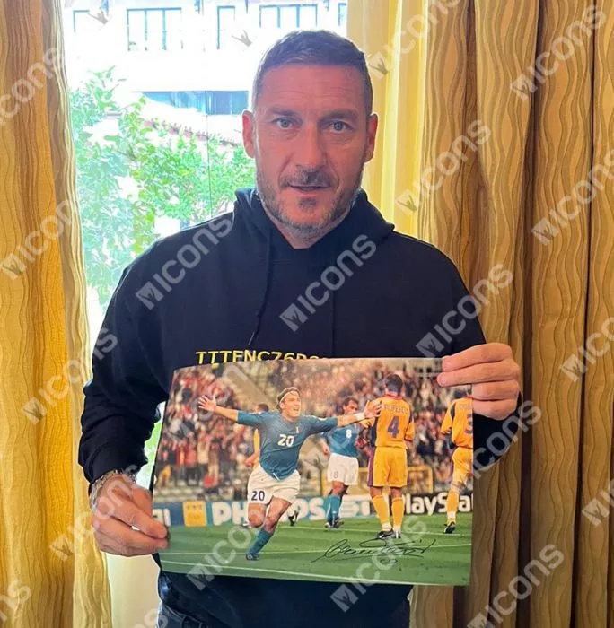 Francesco Totti Signed Italy Photo In Premium Photo Frame: UEFA EURO 2000 Goal Vs Romania