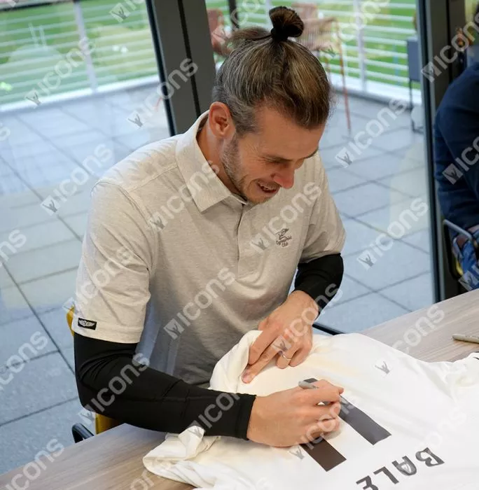 Gareth Bale Back Signed Real Madrid 2018-19 Home Shirt With Fan Style Number
