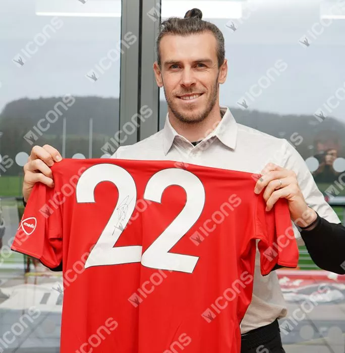 Gareth Bale Back Signed Southampton 2021-22 Home Shirt With Fan Style Number In Classic Frame