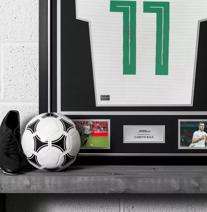 Gareth Bale Back Signed Wales 2018-19 Away Shirt In Classic Frame